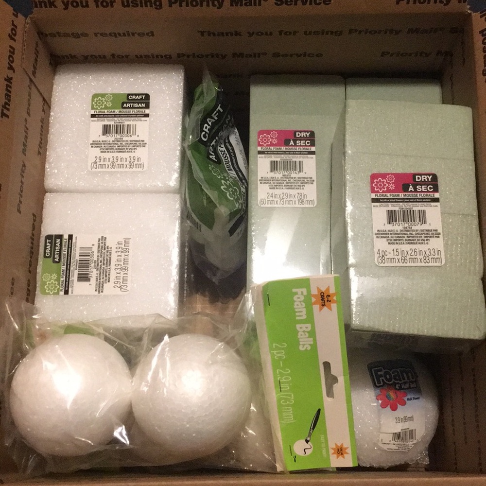 Dry/Craft Floral Foam Bundle Lot 15pc (price firm)